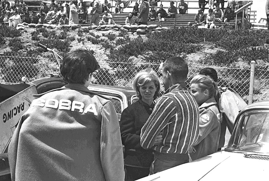 Dave MacDonald, Carroll Shelby, Lang Cooper King Cobra, Laguna Seca Raceway